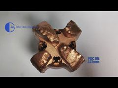 Cuatro hojas de perforación geotérmica para la perforación de pozos de agua tamaño 127 mm