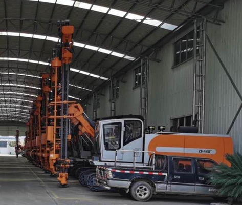 El aparejo de taladro industrial de roca, integró el equipo de perforación con el compresor de aire
