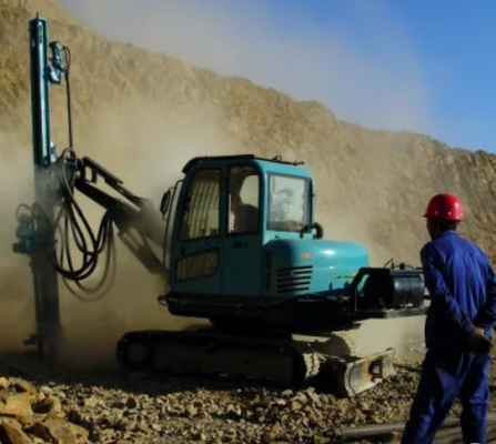 Plataforma de perforación de roca de Blasthole, perforación de martillo superior Rig Crawler Type For Blasting