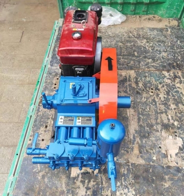 Bomba de fango del taladro BW160 con el tipo horizontal de tres cilindros del motor diesel 7.7kw