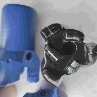 De Pdc 3 pedazos cóncavos no de base de las alas/de las cuchillas de la broca para la perforación minera