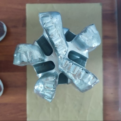 Broca de la perforación de roca de la perforación 165m m PDC con los cortadores fijos de PDC y difícilmente el hacer frente en el cuerpo de acero