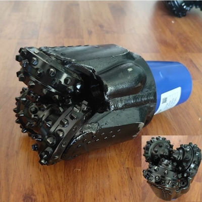 7 perforaciones de heavy tricónicas del pedazo de roca de 7/8&quot; de 200m m con los partes movibles del carburo de tungsteno