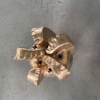 8-1/2&quot; IADC M323 Pozo de petróleo PDC Perforación con cuerpo de matriz para roca dura