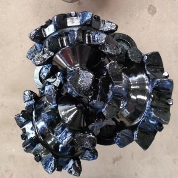 Pedazo de roca tricónico del diente de acero Iadc217 para la piedra caliza suave del carburo de la explotación minera del mineral