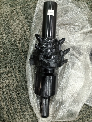 Cuerpo sólido de reamer con flauta 12' 'Corte × 8' 'Rango de agujero de embalaje Muchos tipos 2 3/8' 'Reg Box × 20000LB. Opción de grado construido