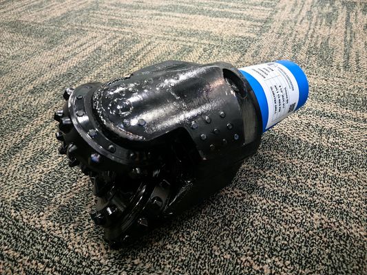 Perforación de pozos de agua de trozos de trícone Perforación de pozos de agua